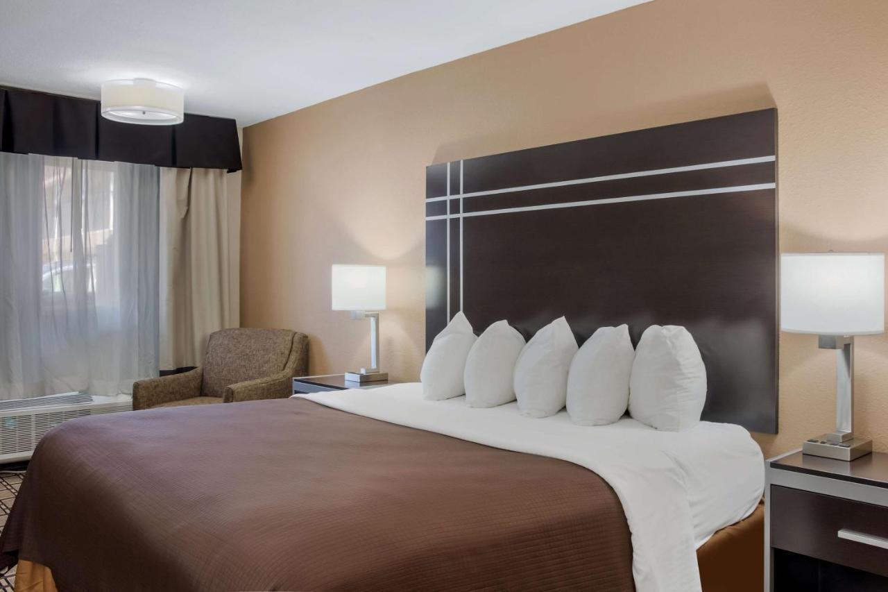 Best Western Nursanickel Hotel Dalhart Bagian luar foto