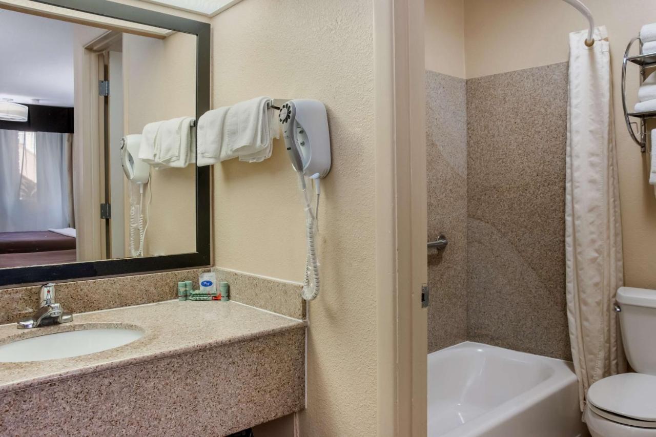 Best Western Nursanickel Hotel Dalhart Bagian luar foto