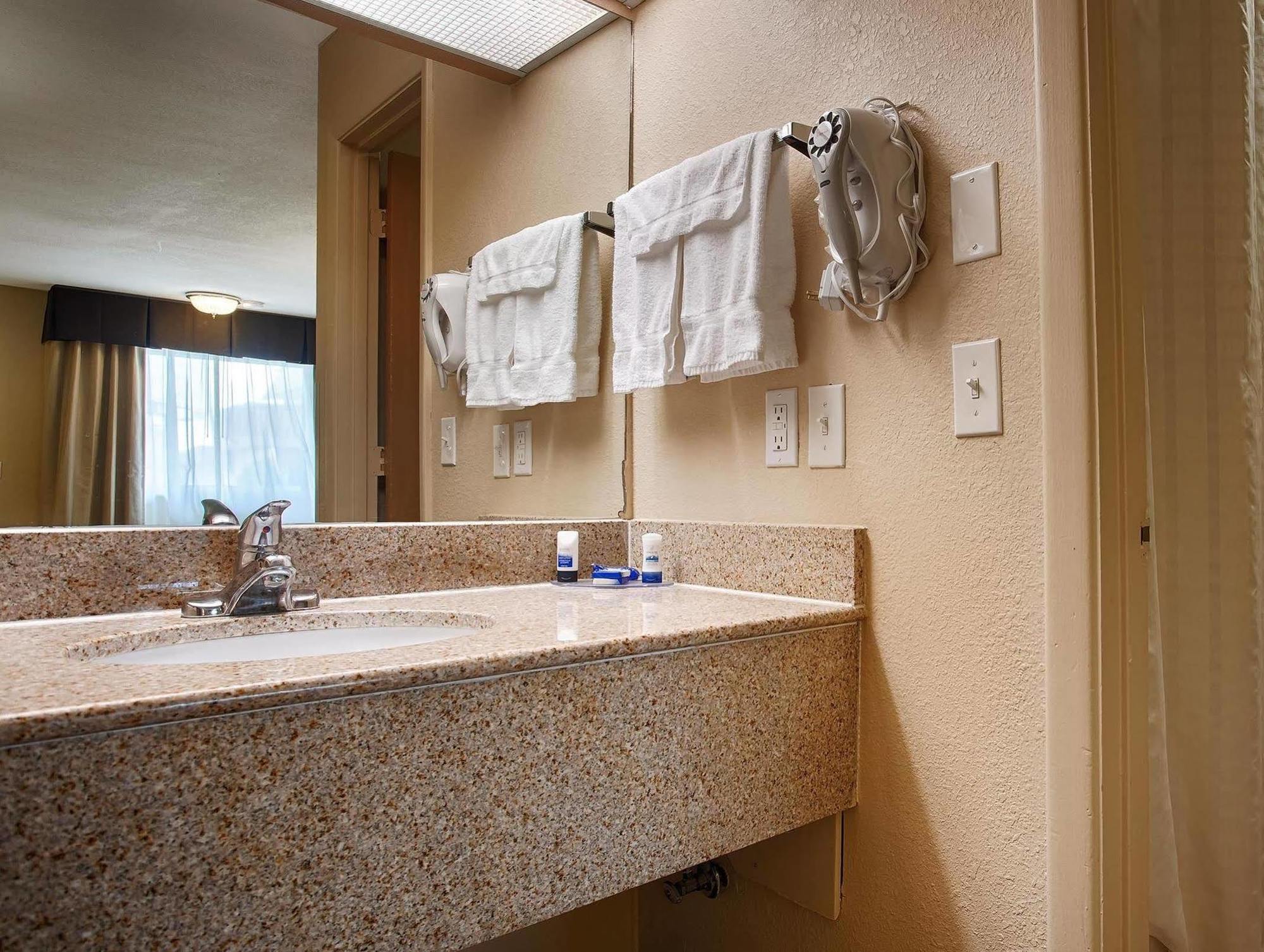 Best Western Nursanickel Hotel Dalhart Bagian luar foto